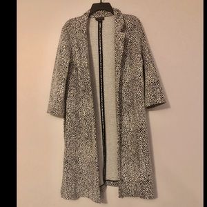 Metaphor long sleeve long buttonless jacket